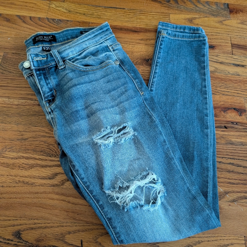 Judy‎ Blue Skinny Jeans with Distressed